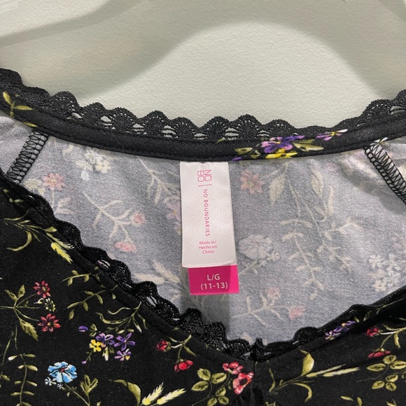 womens no boundaries size 11 flowered shirt - Picture 9 of 9